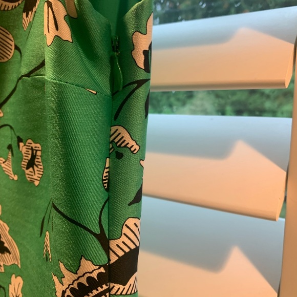 EUC DVF shift dress - Picture 5 of 5